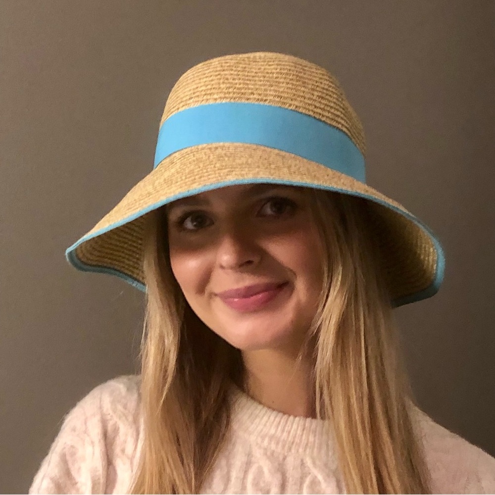 Sun ‘n’ Sand Natural Raffia Wide Brim Hat with Blue Ribbon Detail. New with tag.